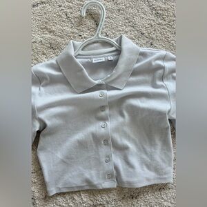 Aritzia Sunday Best Audio Top Cropped Button Up